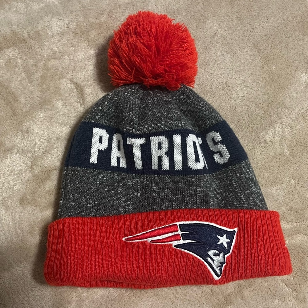 “New Era” Patriots Adult Beanie - Red, Blue and Gray